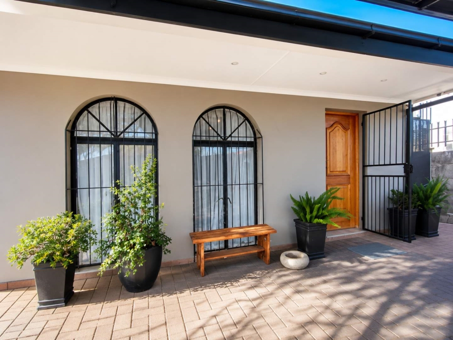 4 Bedroom Property for Sale in Uitsig Free State